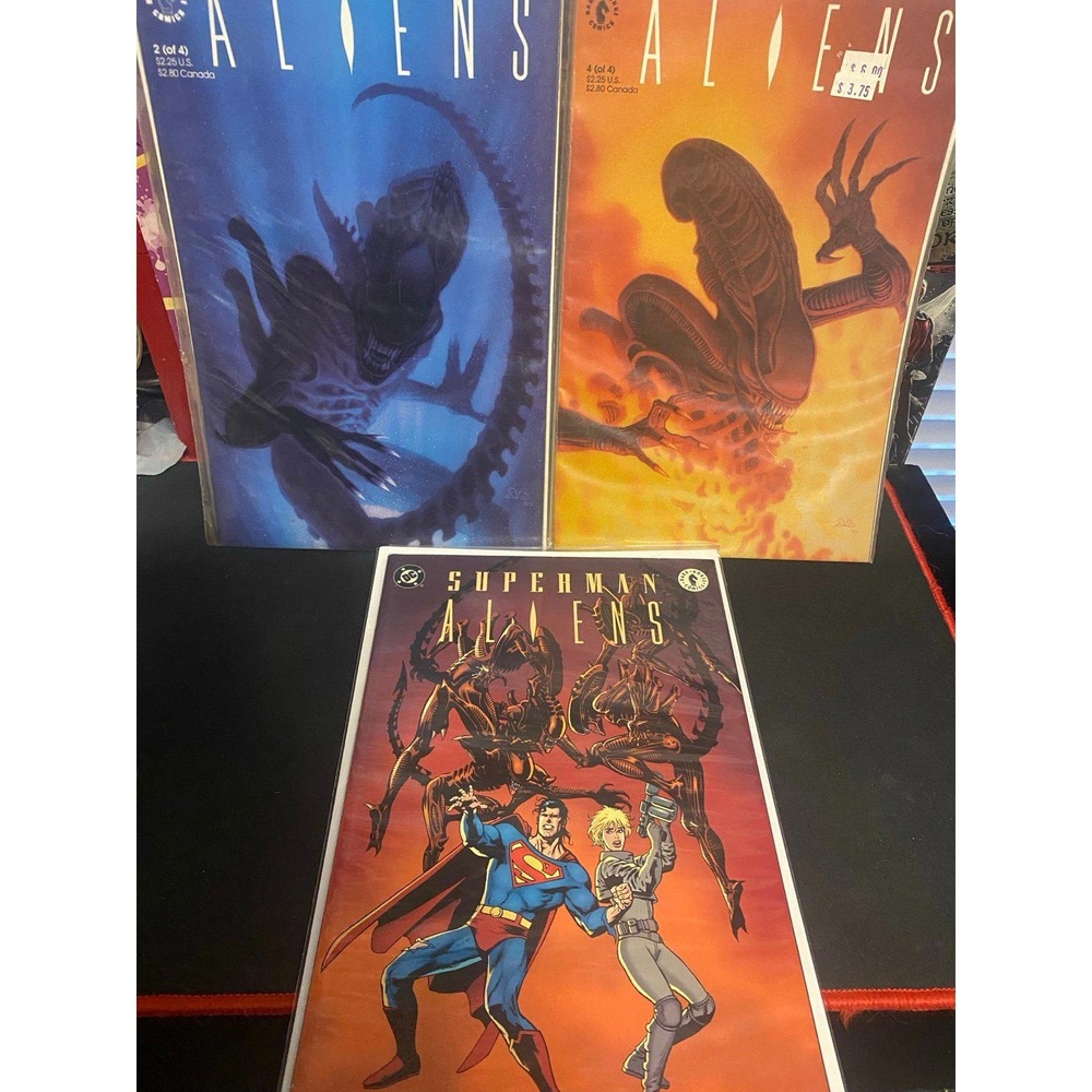 Dark Horse Comics - Set of 3 Aliens Comics